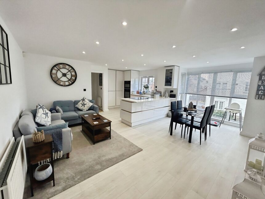 Open Plan Living / Kitchen / Dining