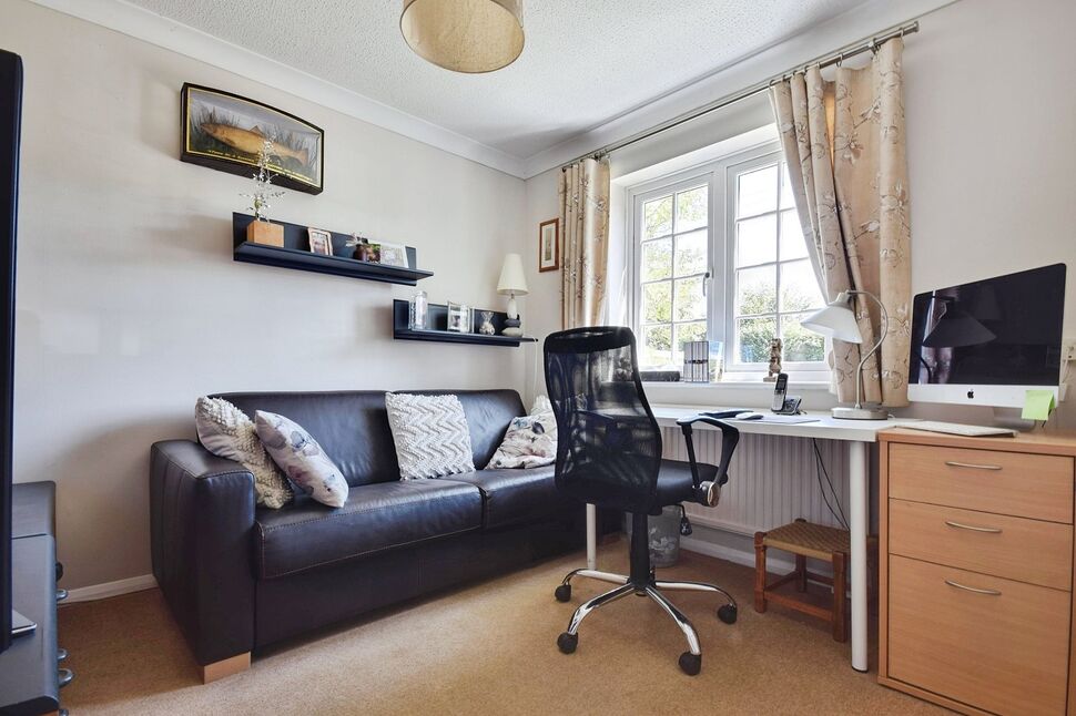 Study / Bedroom 5