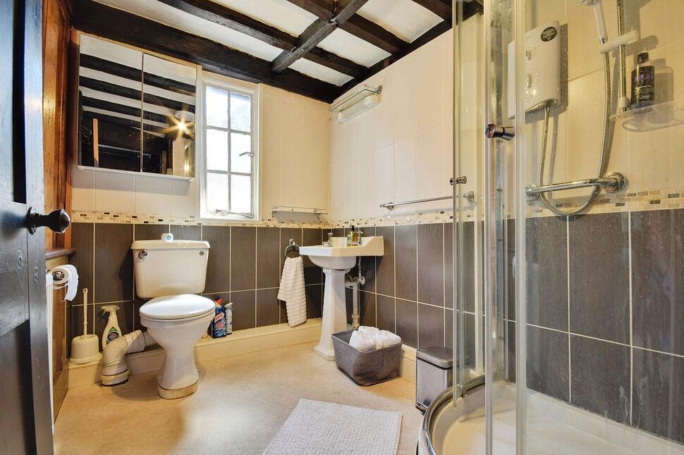 Shower Room WC