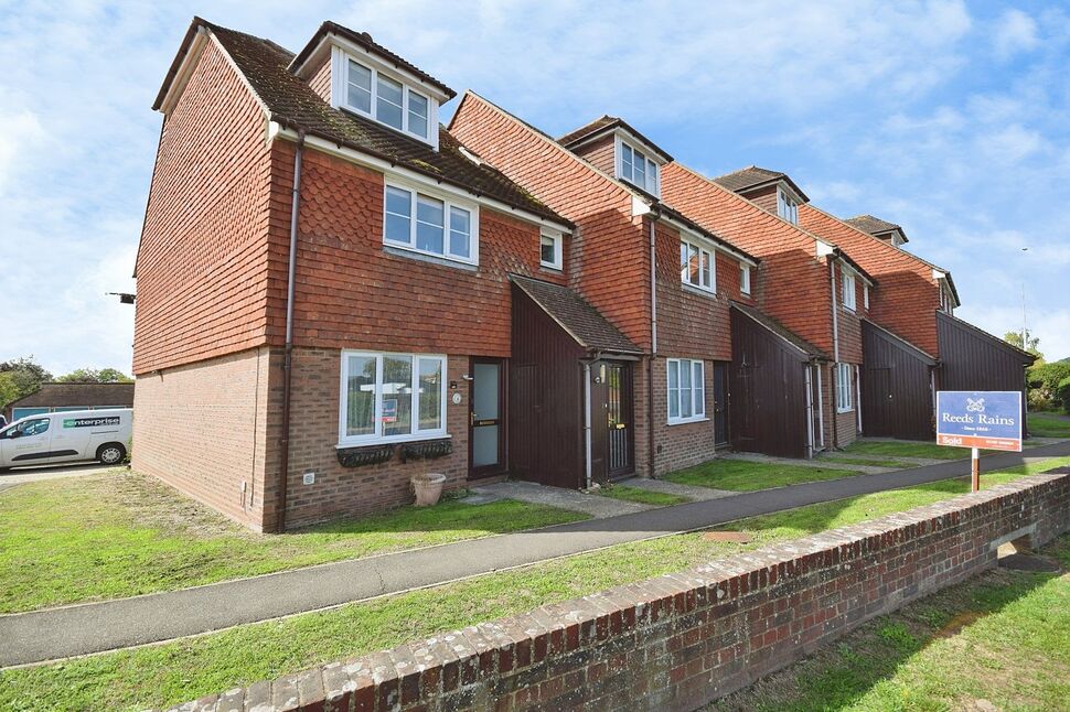 Main image of 1 bedroom Flat for sale, New Winchelsea Road, Rye, East Sussex, TN31