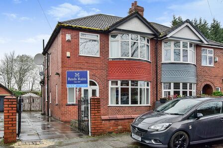 Hapton Avenue, 3 bedroom Semi Detached House to rent, £1,400 pcm