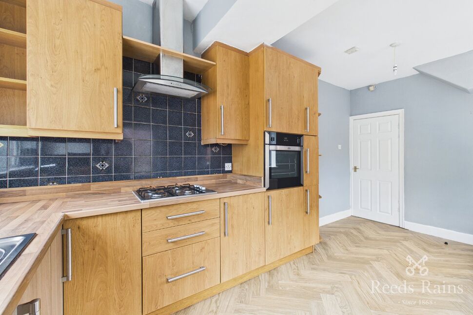 Kitchen / Breakfast Room