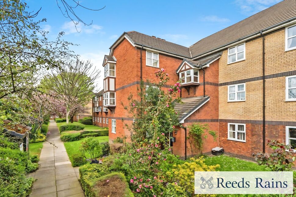 Main image of 2 bedroom Flat to rent, Sheader Drive, Salford, M5