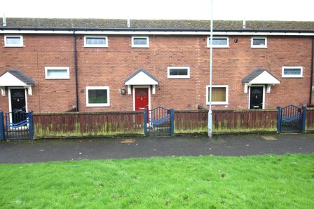 Cedar Place, 2 bedroom  House to rent, £550 pcm