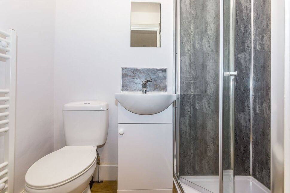 En-Suite Shower / WC