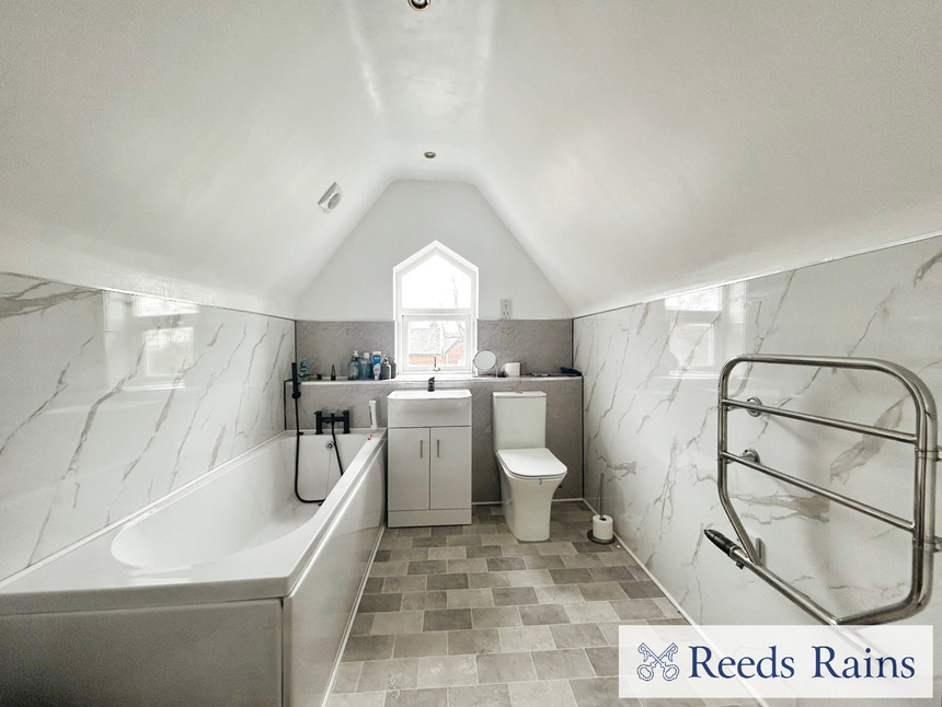 Bedroom One En-Suite