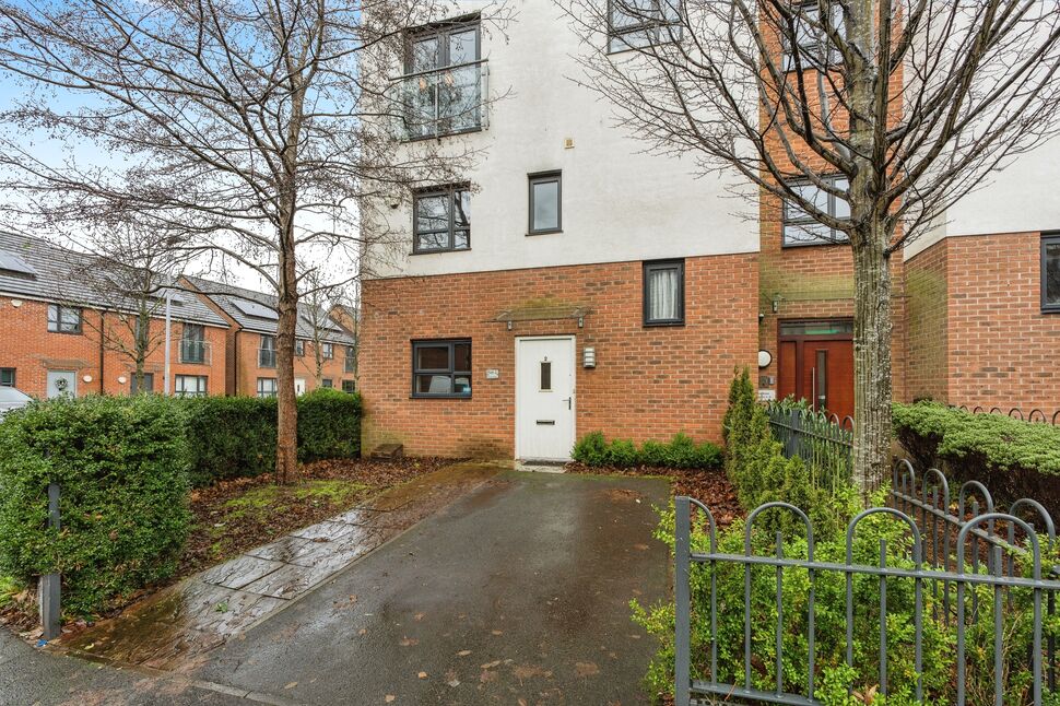 Main image of 3 bedroom  Flat for sale, Lord Street, Salford, Greater Manchester, M7