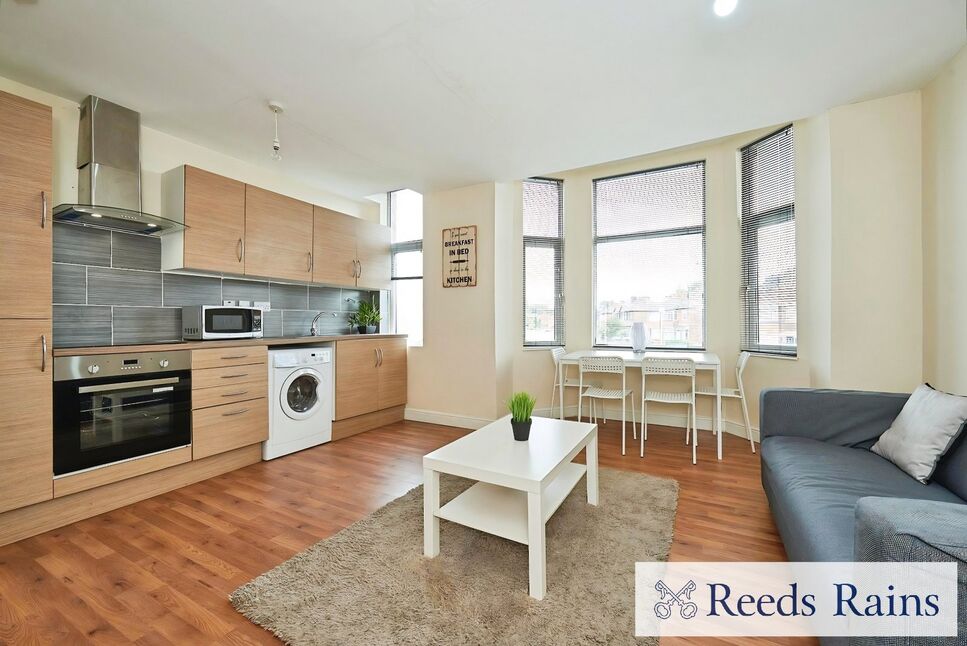 Main image of 5 bedroom Mid Terrace House for sale, Weaste Lane, Salford, Greater Manchester, M5