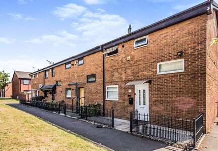 Liverpool Street, 3 bedroom End Terrace House to rent, £1,300 pcm