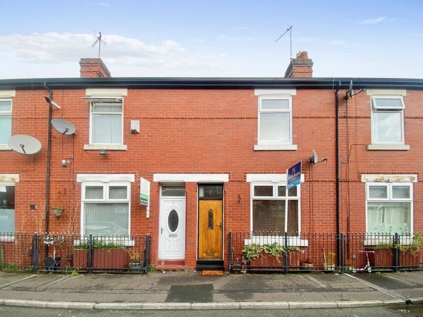 2 bedroom Mid Terrace House for sale, Wythburn Street, Salford, M6 £