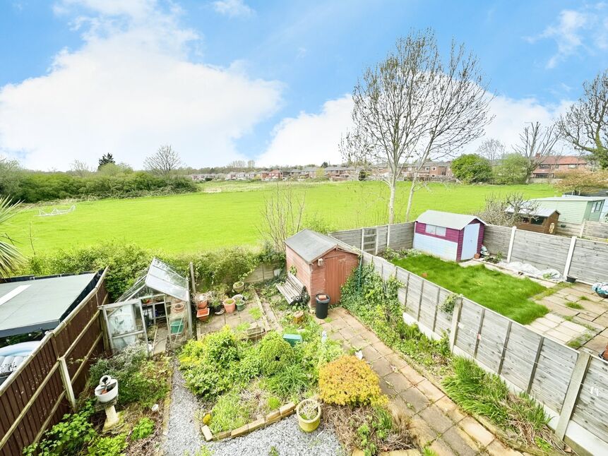 3 bedroom Semi Detached House for sale, Lancaster Road, Salford, M6 £