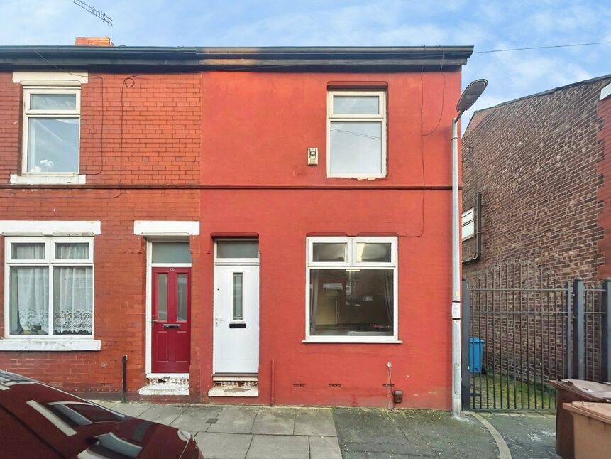Main image of 2 bedroom Mid Terrace House for sale, Kingsford Street, Salford, Greater Manchester, M5