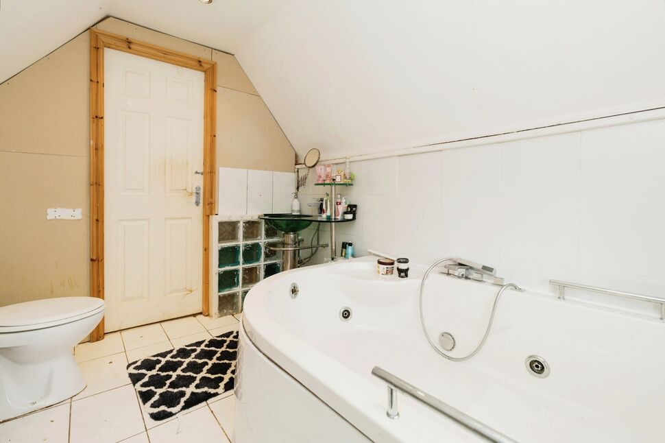 6 Elegant Period Properties For Sale