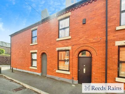 3 bedroom End Terrace House for sale