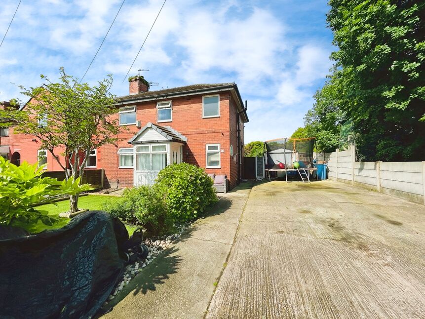 Main image of 3 bedroom End Terrace House for sale, Bradfield Avenue, Salford, Greater Manchester, M6