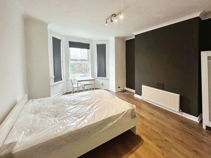 Flat to rent, Sandy Grove, Salford, M6 £725 pcm