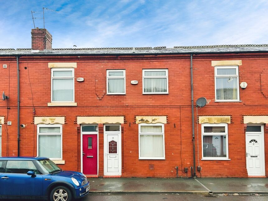 2 bedroom Mid Terrace House for sale, Fram Street, Salford, M6 £155,000