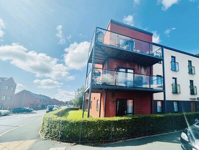 Athole Street, 2 bedroom  Flat for sale, £175,000
