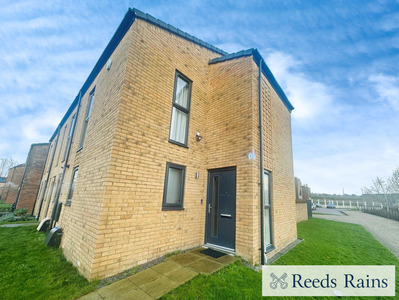 Shergar Way, 2 bedroom End Terrace House to rent, £1,400 pcm