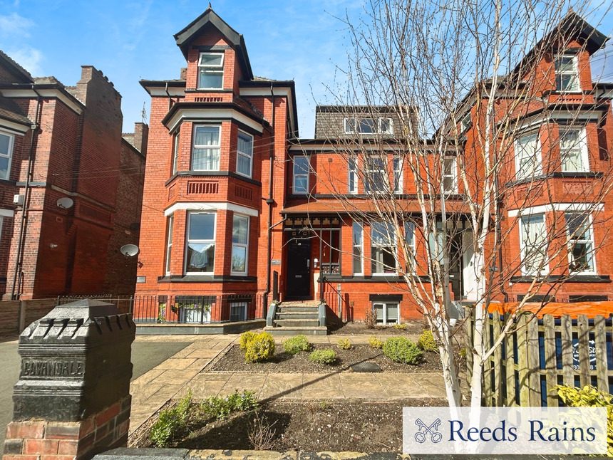 Main image of 1 bedroom Flat for sale, Victoria Crescent, Eccles, Greater Manchester, M30