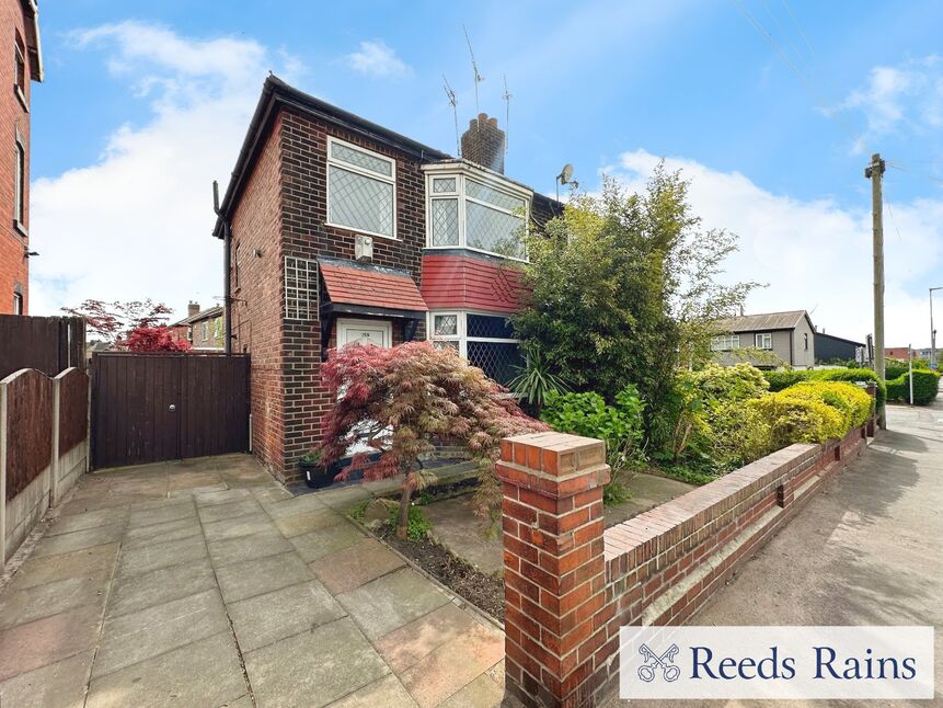 Main image of 3 bedroom Semi Detached House for sale, Weaste Lane, Salford, Greater Manchester, M5