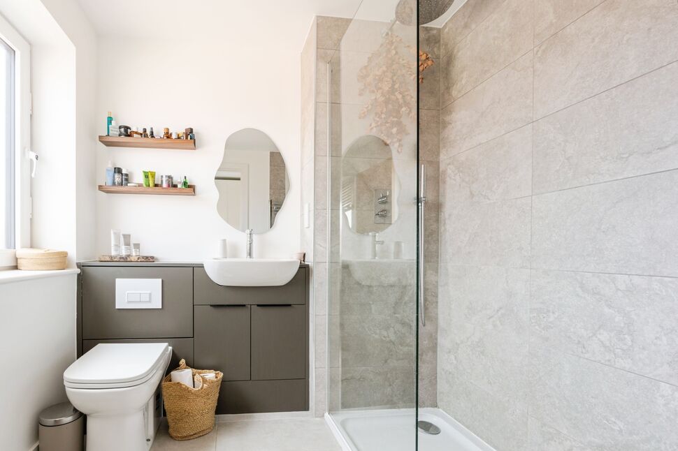 En-Suite Shower Room