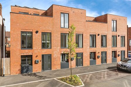Nansen Street, 3 bedroom End Terrace House for sale, £290,000