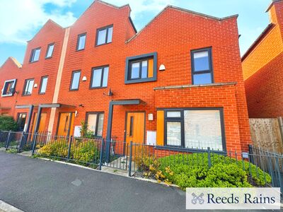 Scanlon Lane, 3 bedroom End Terrace House to rent, £1,500 pcm