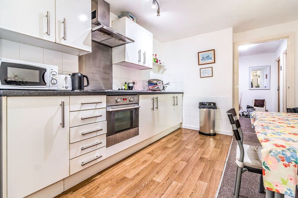 Kitchen / Living Room