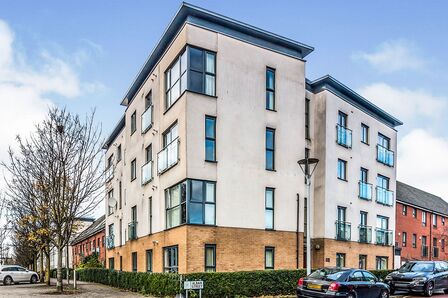 3 bedroom  Flat for sale
