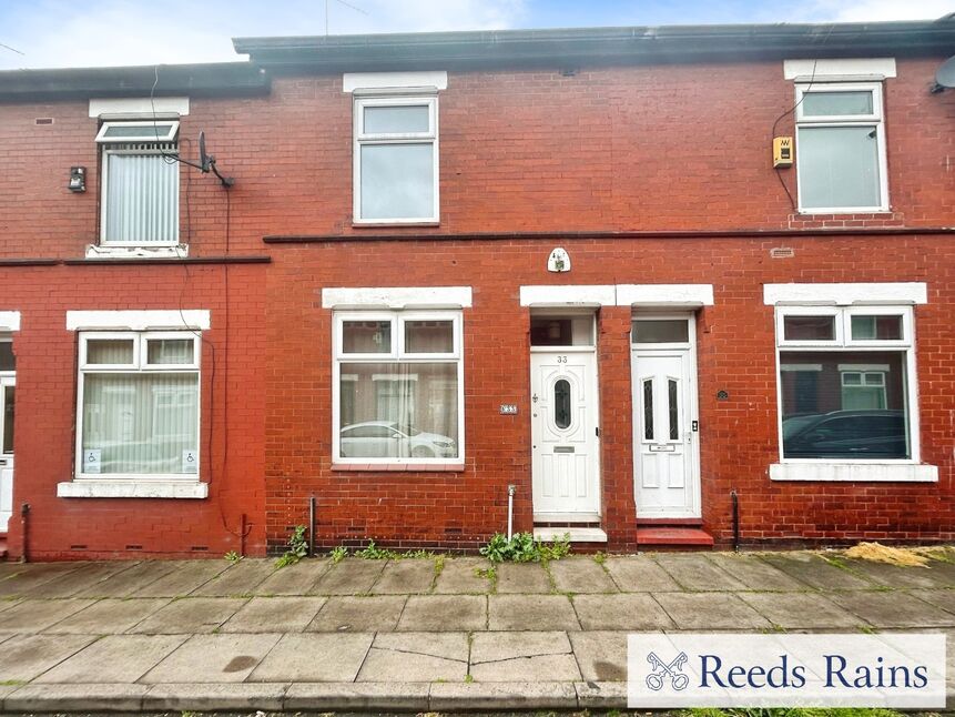 2 bedroom Mid Terrace House for sale
