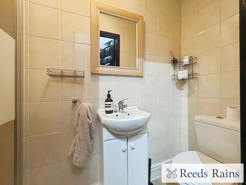 Bedroom Two En-Suite