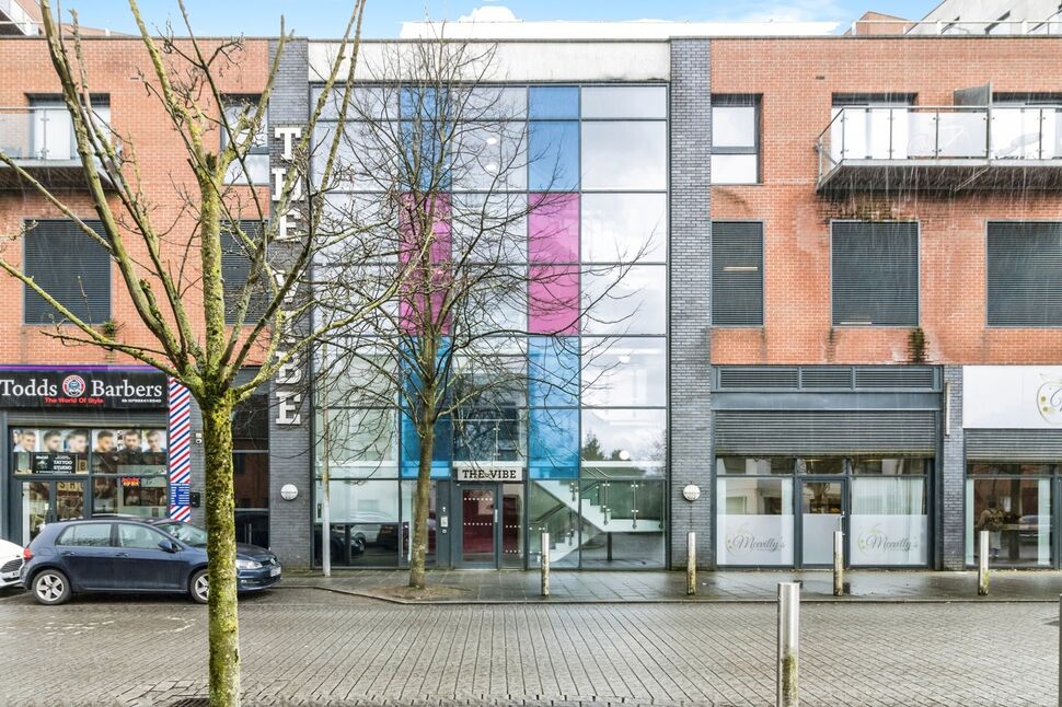 Main image of 2 bedroom  Flat for sale, Broughton Lane, Salford, Greater Manchester, M7