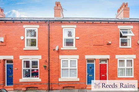 2 bedroom Mid Terrace House to rent