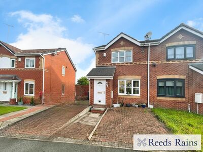2 bedroom Semi Detached House for sale