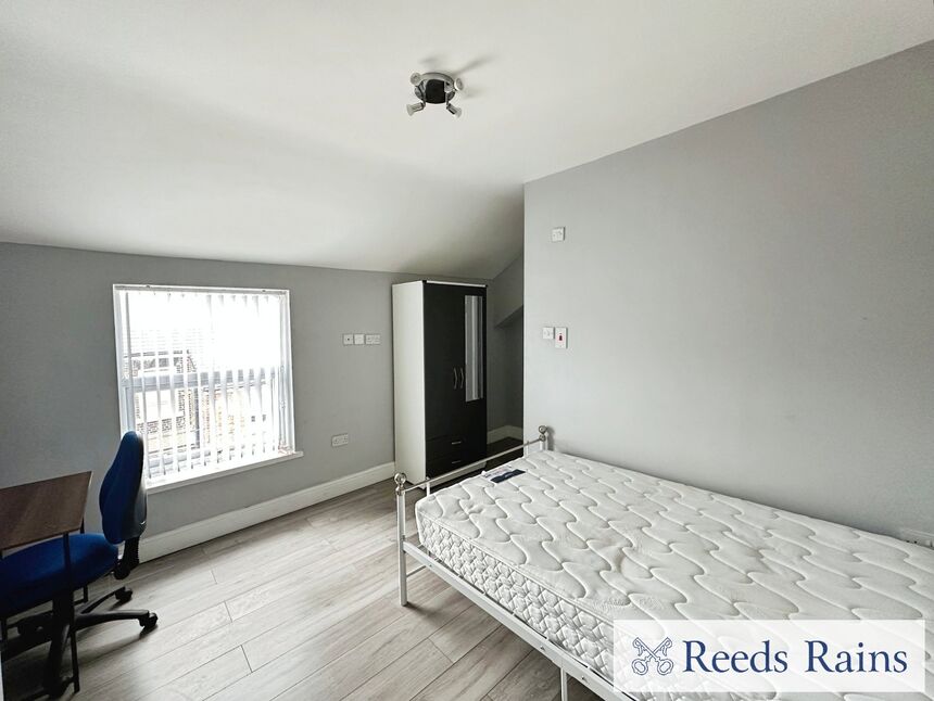 Bedroom 5