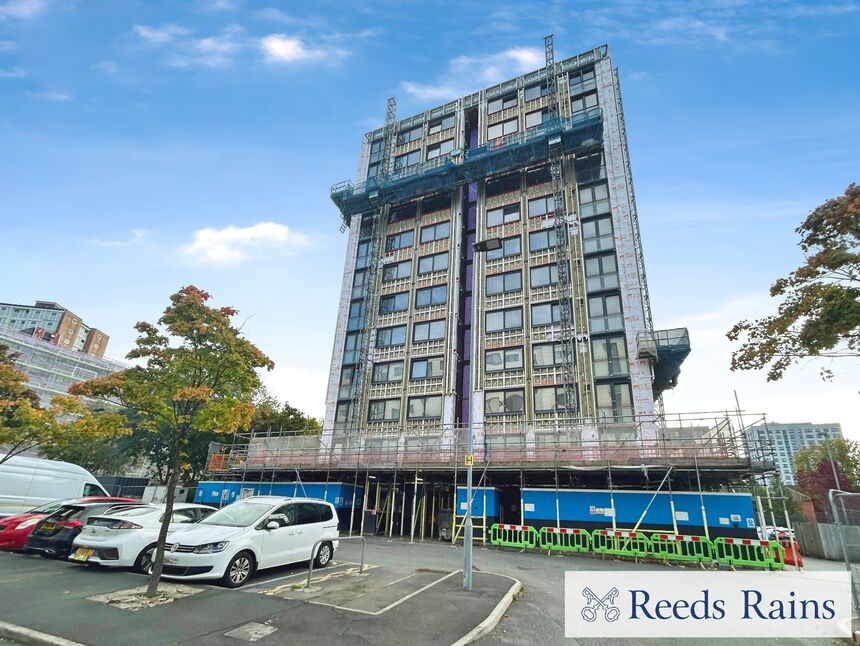 Main image of 2 bedroom  Flat for sale, Hornbeam Court, Salford, Greater Manchester, M6