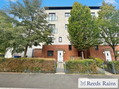 3 bedroom  Flat for sale