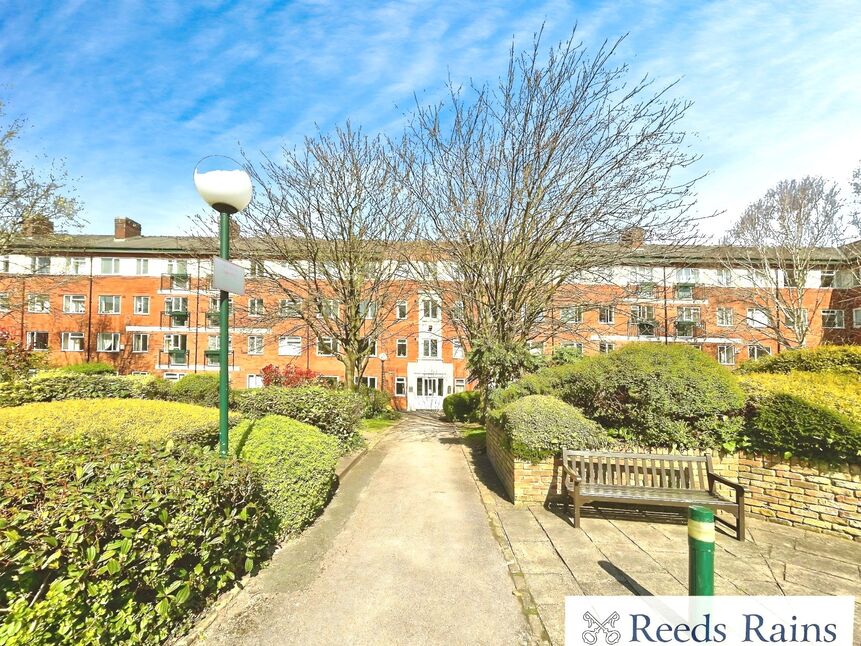 Main image of 2 bedroom Flat to rent, Eccles New Road, Salford, Greater Manchester, M5