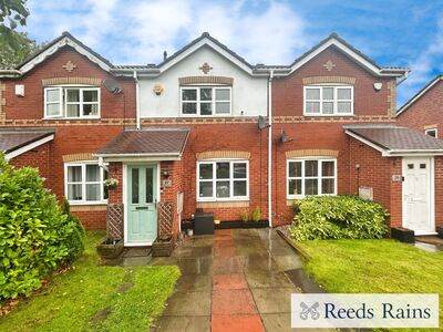 2 bedroom Mid Terrace House for sale