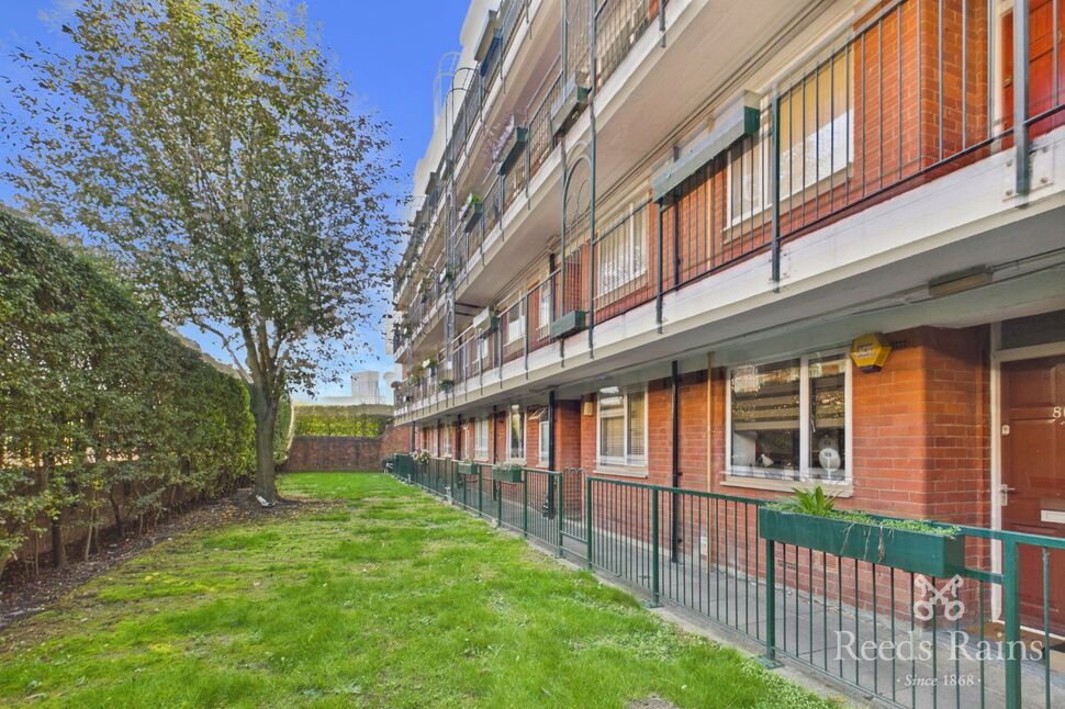 Main image of 1 bedroom Flat for sale, Eccles New Road, Salford, Greater Manchester, M5