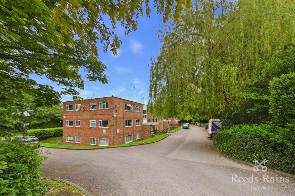 Main image of 2 bedroom Flat for sale, Heath View, Salford, Greater Manchester, M7