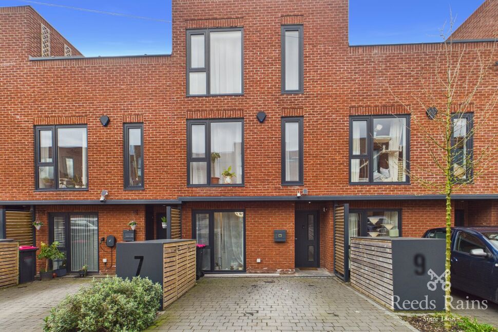 Main image of 3 bedroom Mid Terrace House to rent, Harmsworth Street, Salford, Greater Manchester, M6