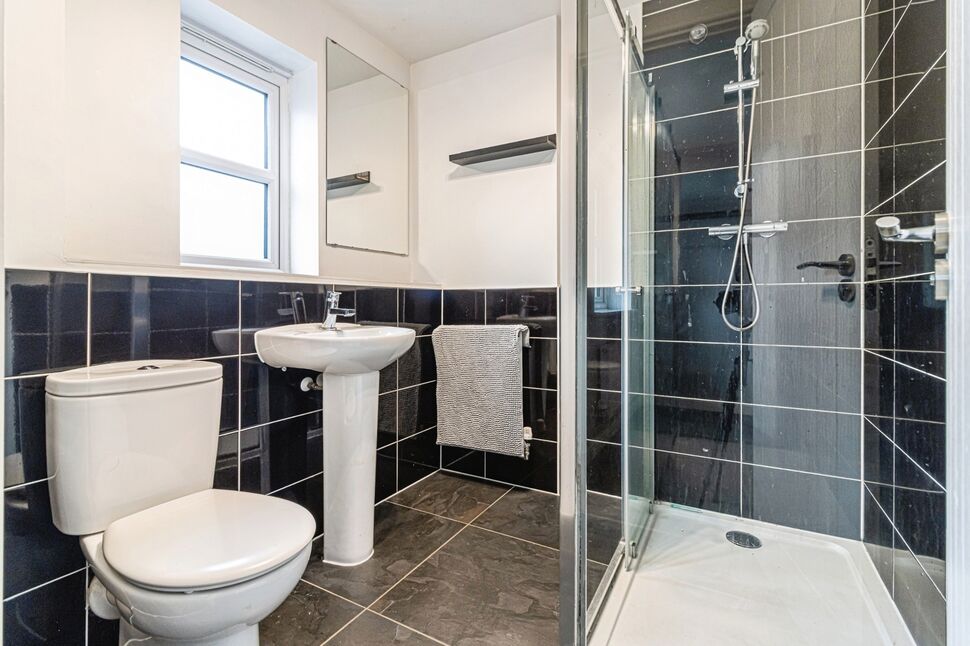 Bedroom One En-Suite