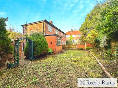 Woodside Drive, 3 bedroom Semi Detached House to rent, &pound;1,300 pcm