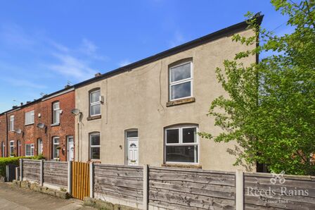 Westminster Road, 2 bedroom End Terrace House to rent, &pound;1,200 pcm