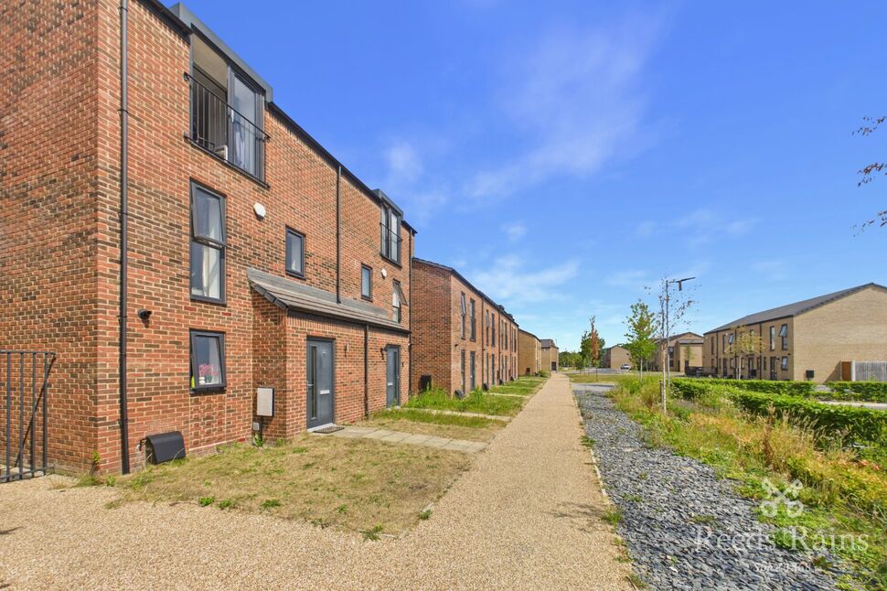 Main image of 3 bedroom Semi Detached House for sale, Ribot Walk, Salford, Greater Manchester, M6