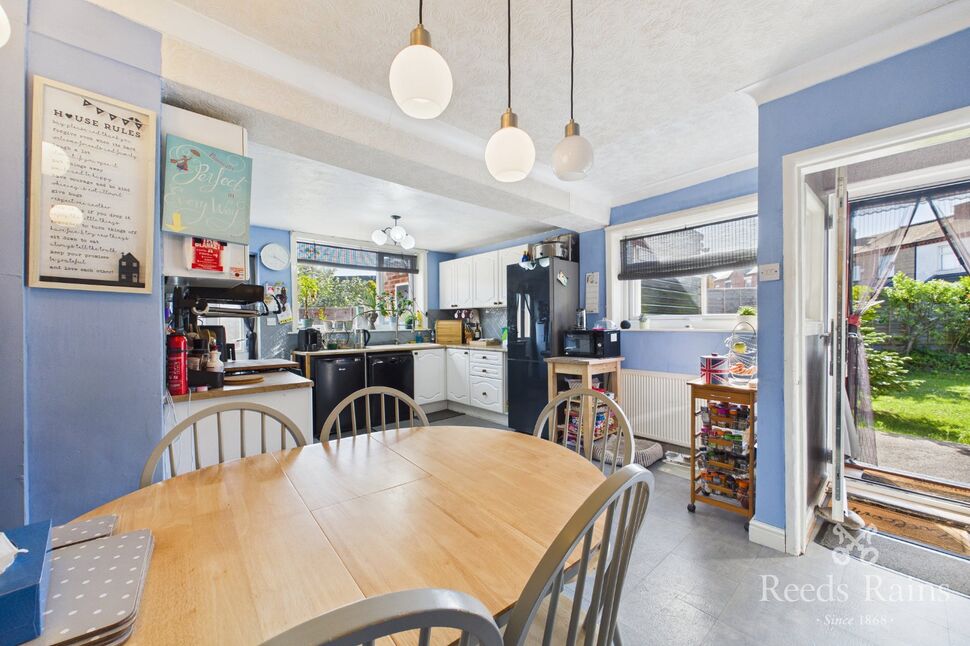 Kitchen / Diner