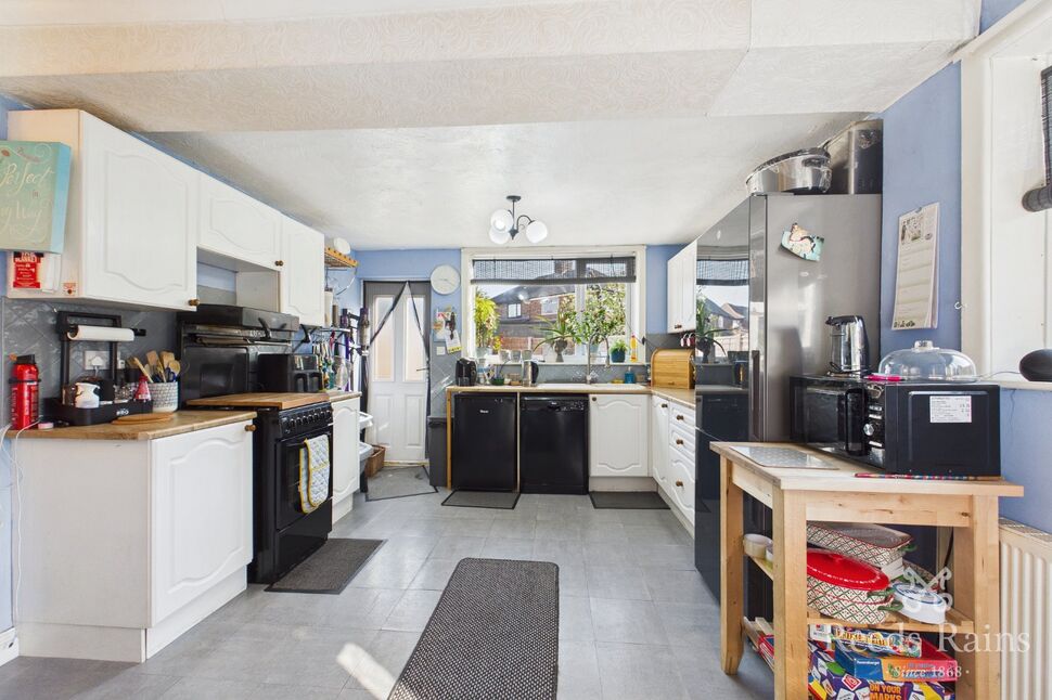 Kitchen / Diner