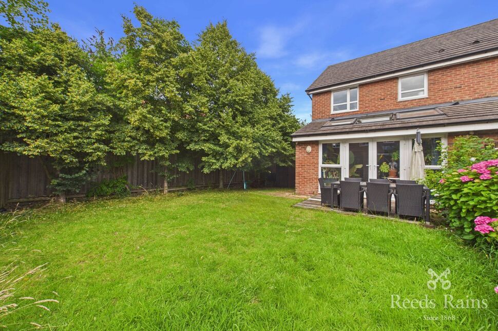 Main image of 3 bedroom Semi Detached House for sale, Meadow Road, Salford, Greater Manchester, M7